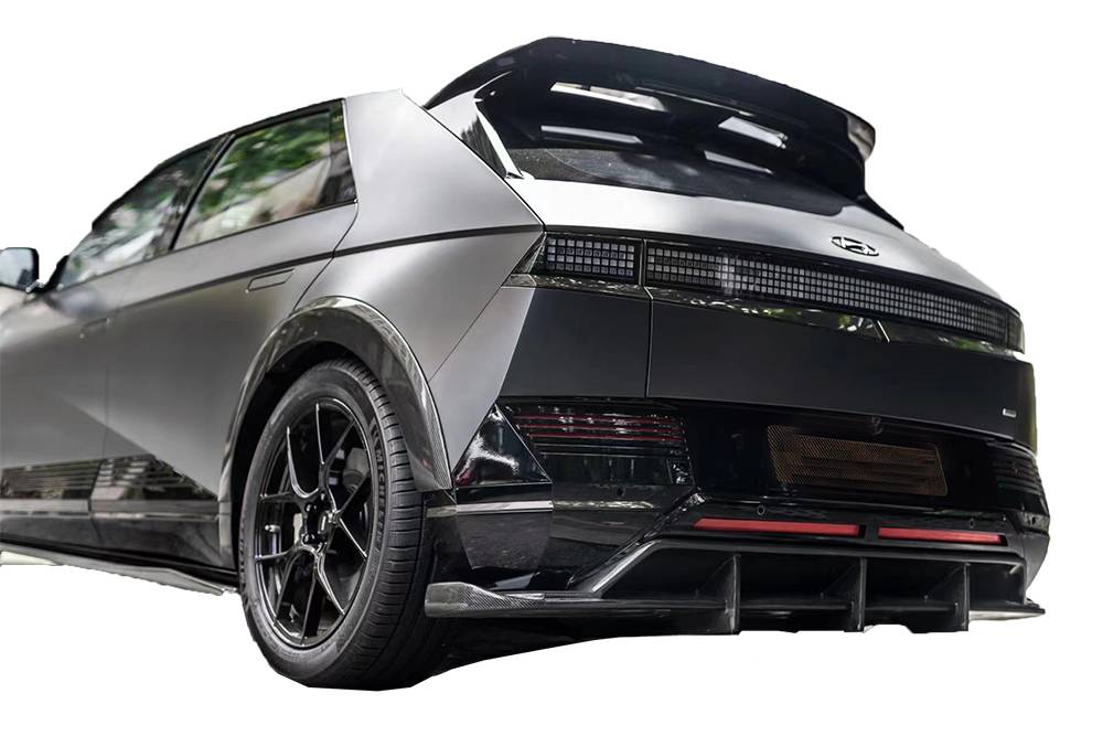 2022-2024 Hyundai Ioniq Carbon Fiber Diffuser-1