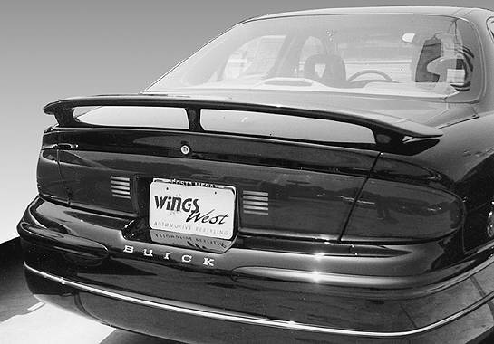 VIS Racing - 1997-2002 Buick Regal 4Dr Custom 3 Leg Wing With Light